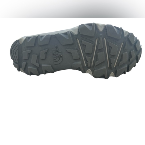 The North Face Junior Hedgehog Hiker II Waterproof Youth Hiking Boot Pink/Gray - Picture 6 of 6